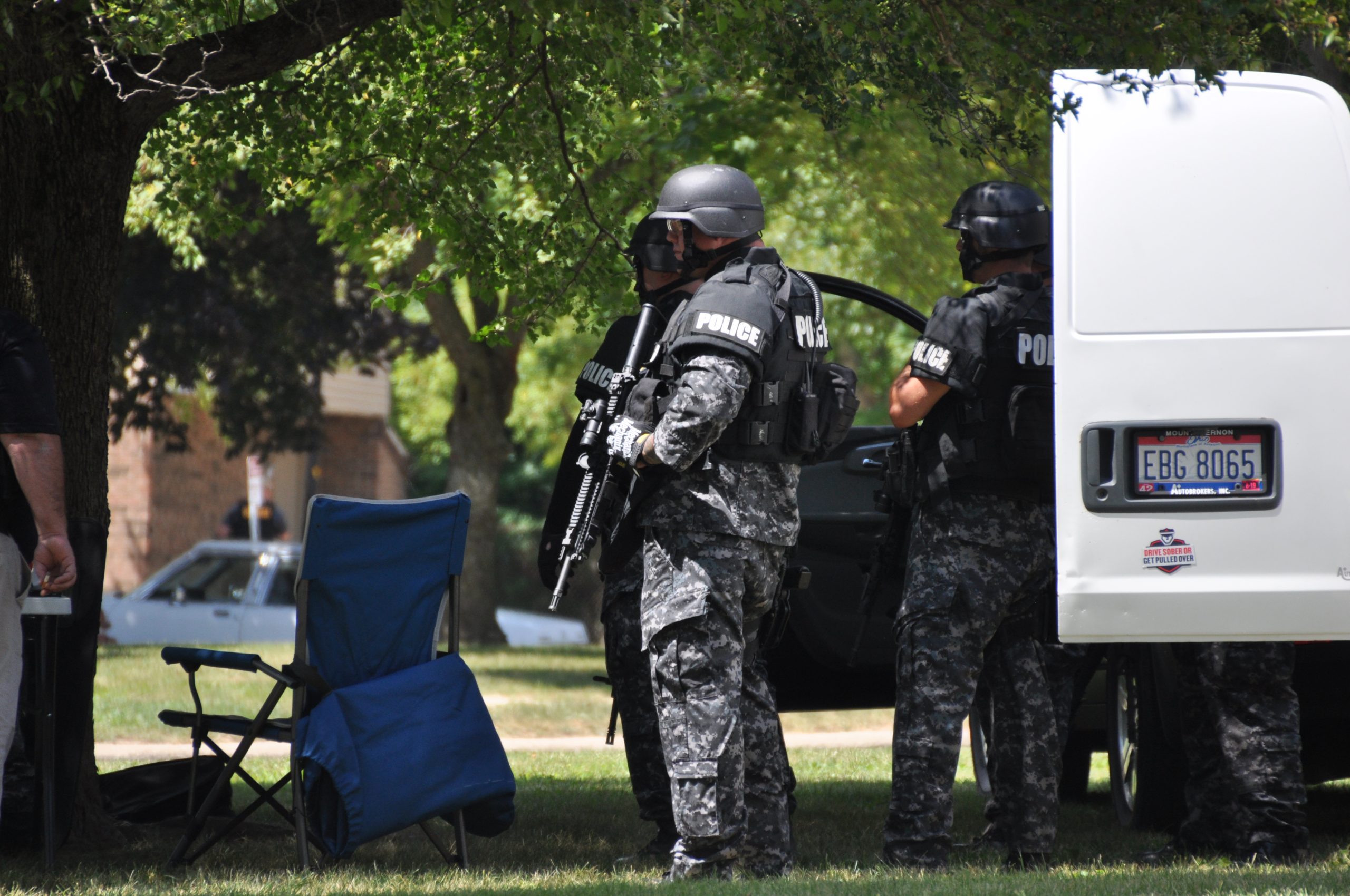 Suspect in custody after eight-hour standoff ends peacefully