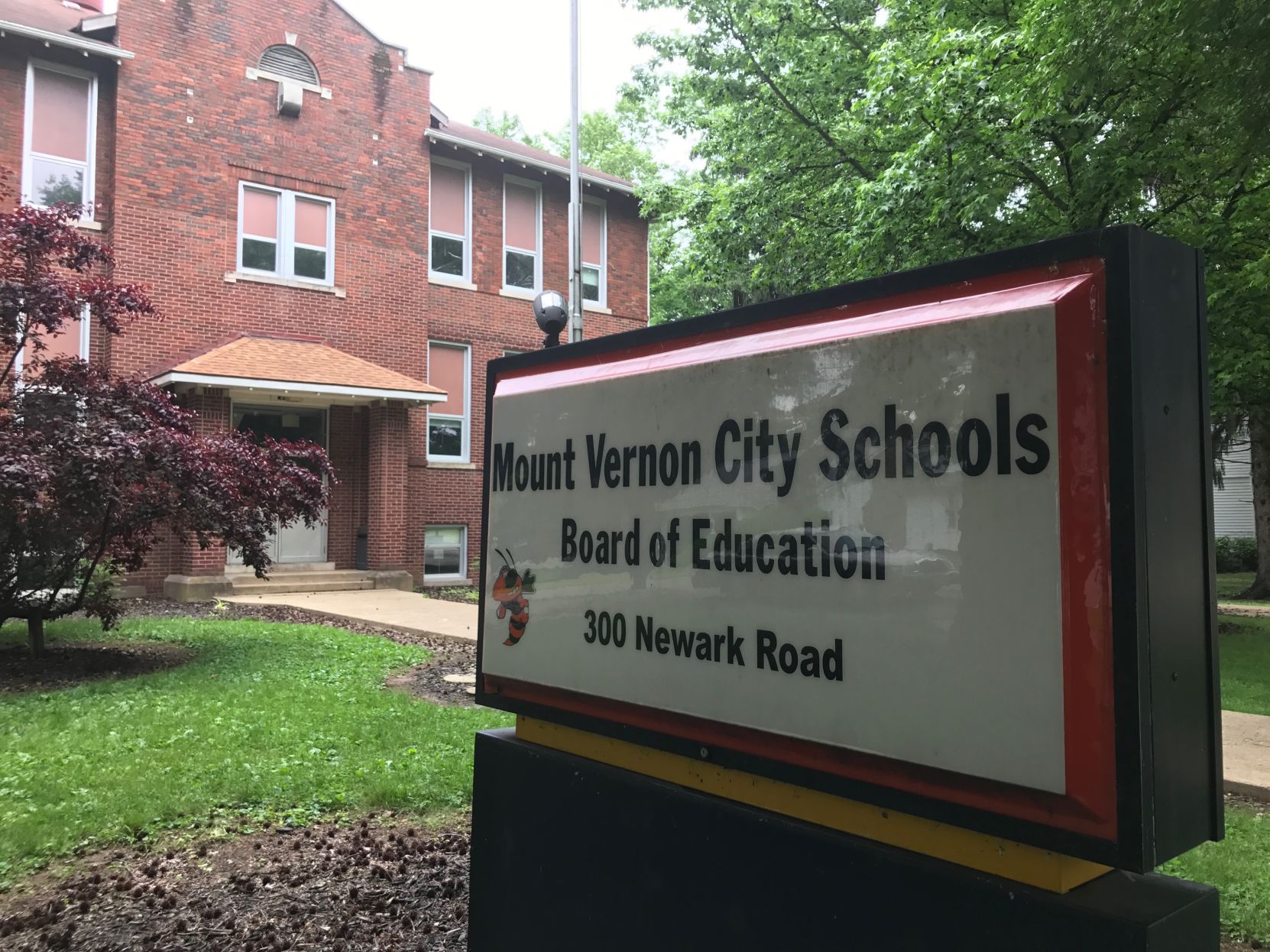 Mount Vernon High School honors top academic students