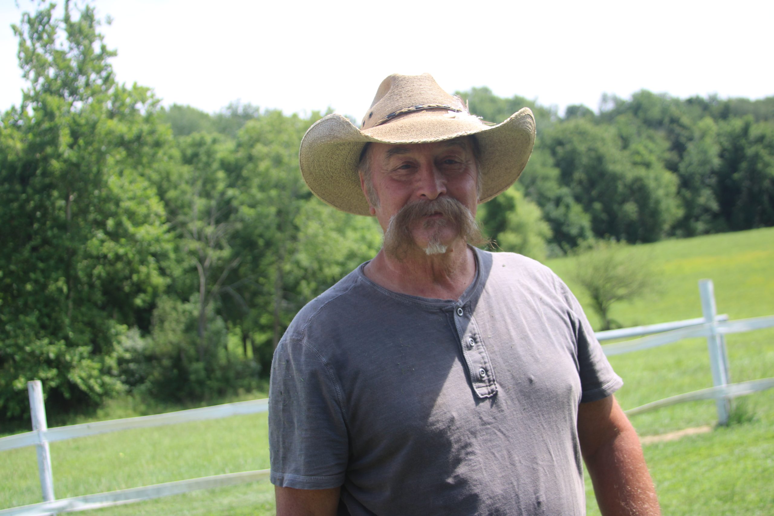 Robertson Rodeo Robertson's cowboy hat reaches Knox County after 1,000-mile journey